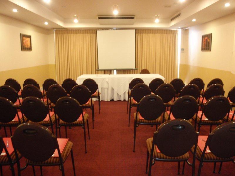Quality Hotel Ambassador Perth Exterior foto